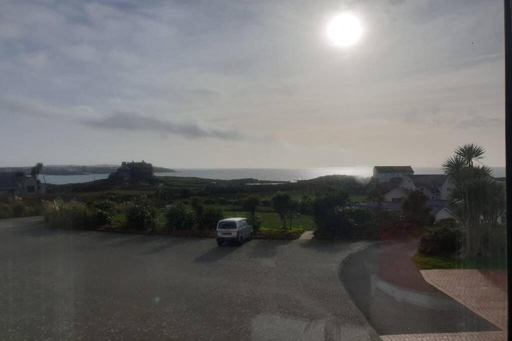 Plas Darien-3 Bed Apt- Sea Views - Sleeps 5 Trearddur Zewnętrze zdjęcie