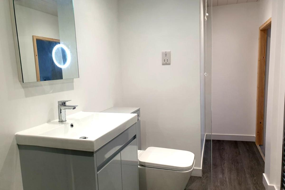 Plas Darien-3 Bed Apt- Sea Views - Sleeps 5 Trearddur Zewnętrze zdjęcie